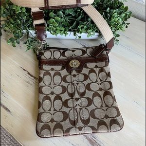 Coach Brown Sig. C Ho867-40688 crossbody purse